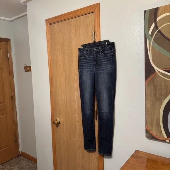 Buckle Black Size 27 Dark Wash High-Rise Skinny Leg Jeans w/30" Inseam - EUC - Picture 1 of 5